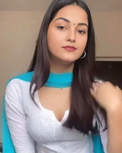 Escort In Lakhpat